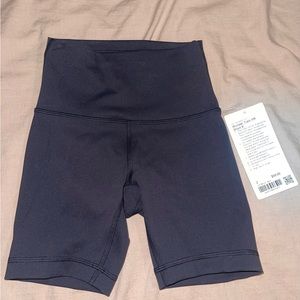 Lululemon Wunder Train HR Short 6”